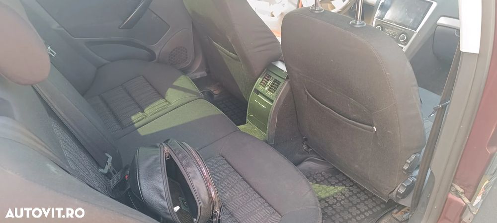 Skoda Octavia 1.6 TDI Business - 16