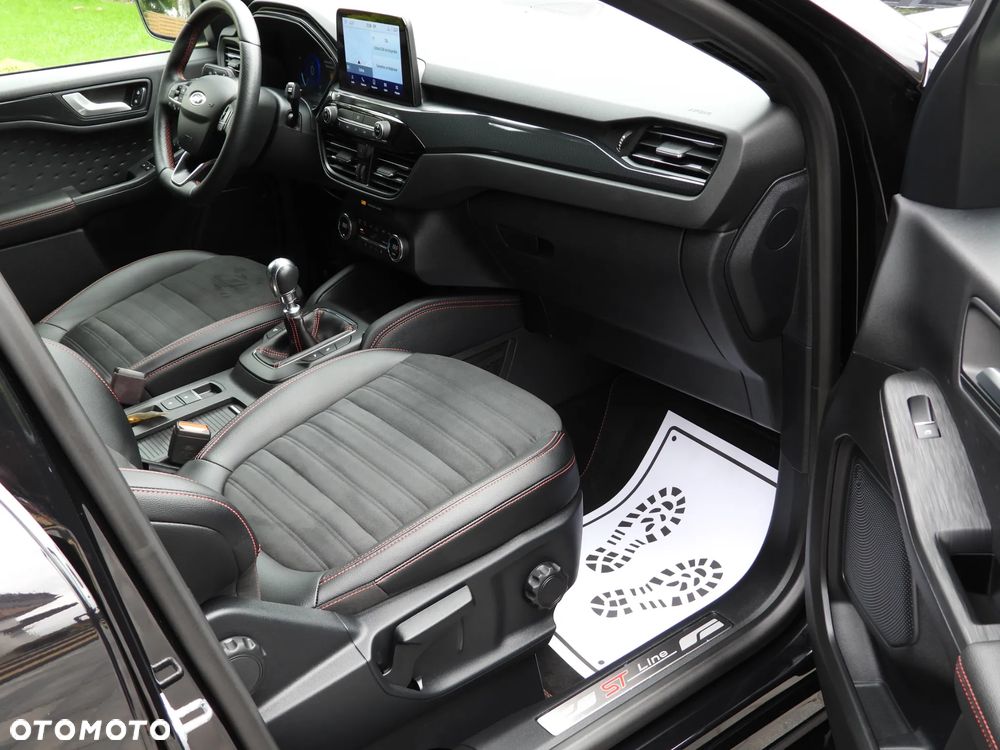 Ford Kuga 2.0 EcoBlue mHEV FWD ST-Line X - 41