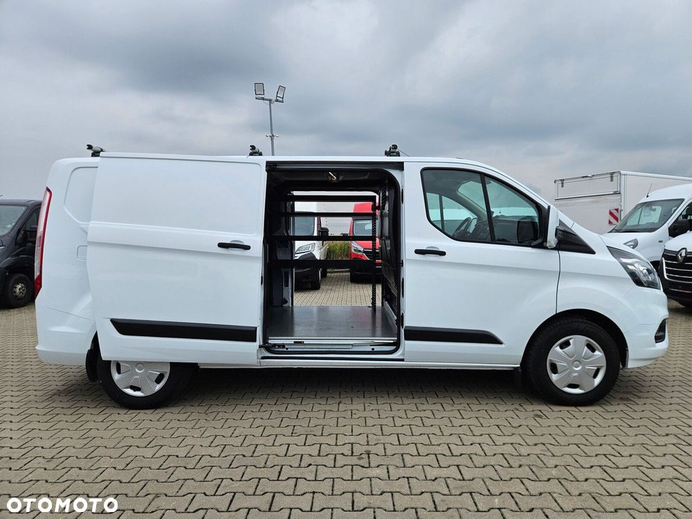 Ford transit-custom L2H1 *46999zł NETTO* Zabudowa warsztatowa 2.0TdCi/131KM - 10