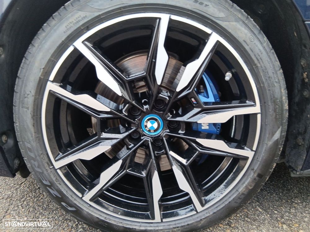 BMW i4 M50 Pack Desportivo M Pro - 23