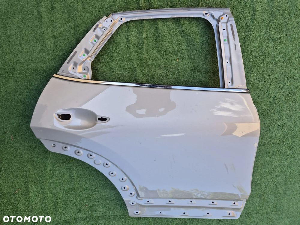 MAZDA CX-30 CX30 Prawe tylne prawy tył drzwi z listwą chromową chromem 47S PLATINUM QUARTZ - 2