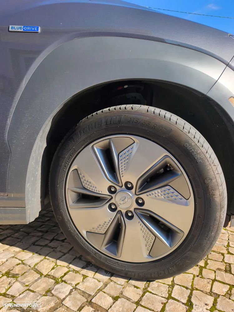 Hyundai Kauai EV 64 kWh Premium+P.Premium - 24