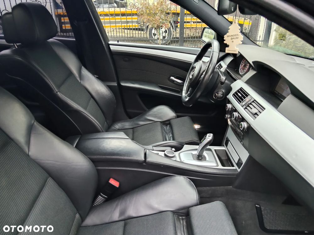 BMW Seria 5 - 34