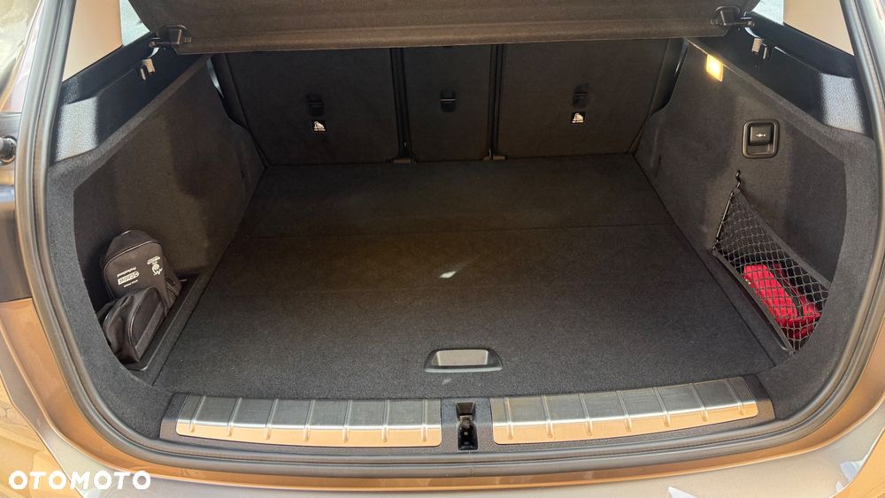 BMW X1 sDrive18i Business Edition - 26