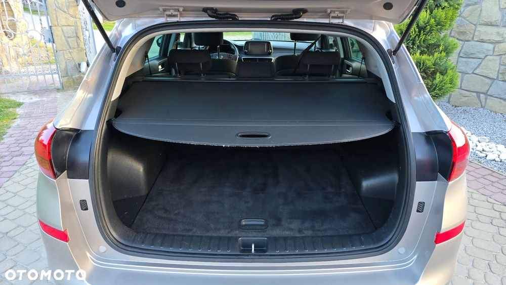 Hyundai Tucson 1.6 GDi 2WD Select - 15