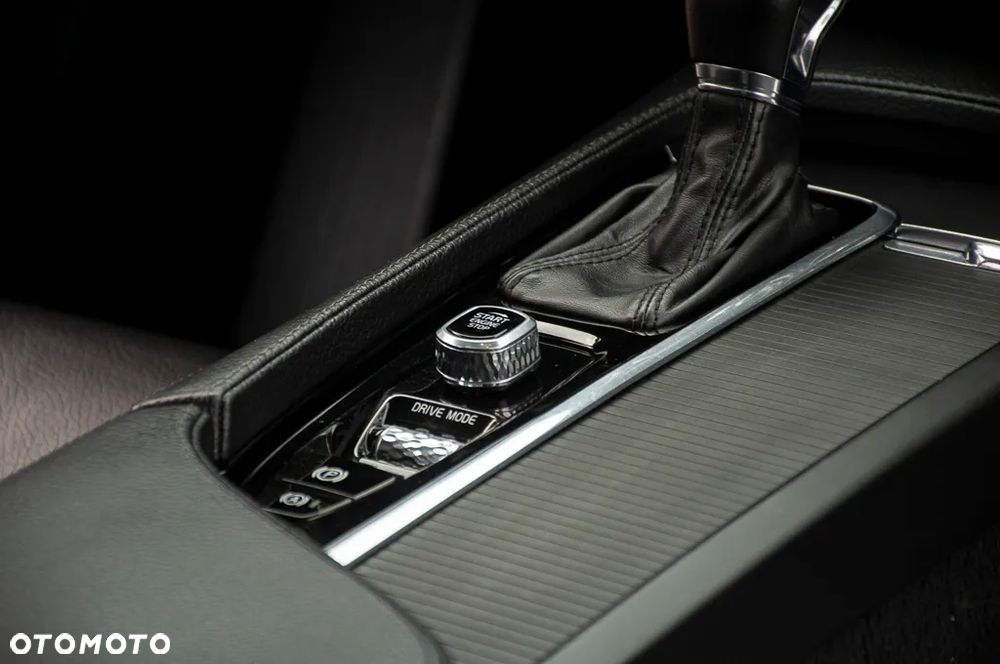 Volvo V90 D4 Geartronic - 35