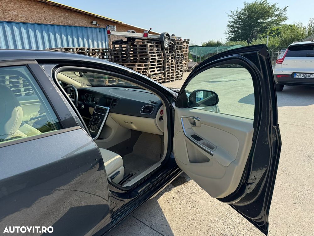 Volvo S60 DRIVe Start-Stop Kinetic - 8