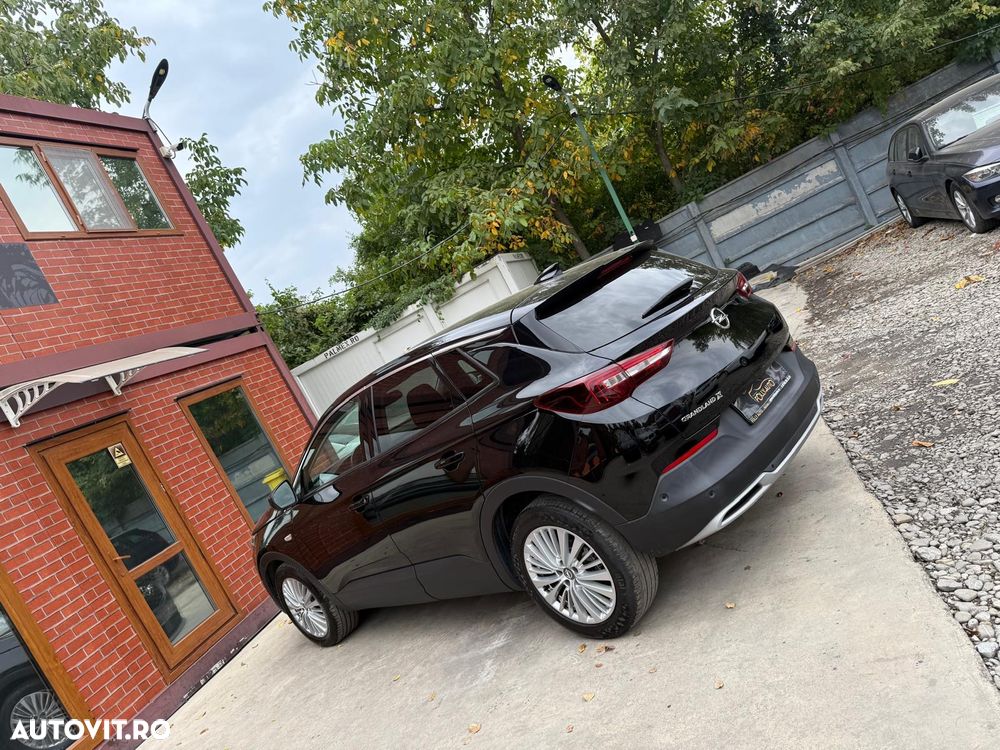 Opel Grandland X 1.2 Start/Stop Automatik INNOVATION - 2