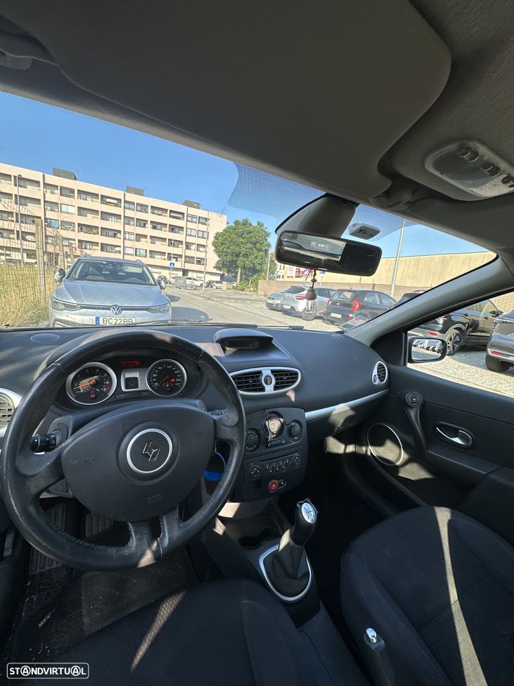 Renault Clio 1.2 16V Dynamique - 9