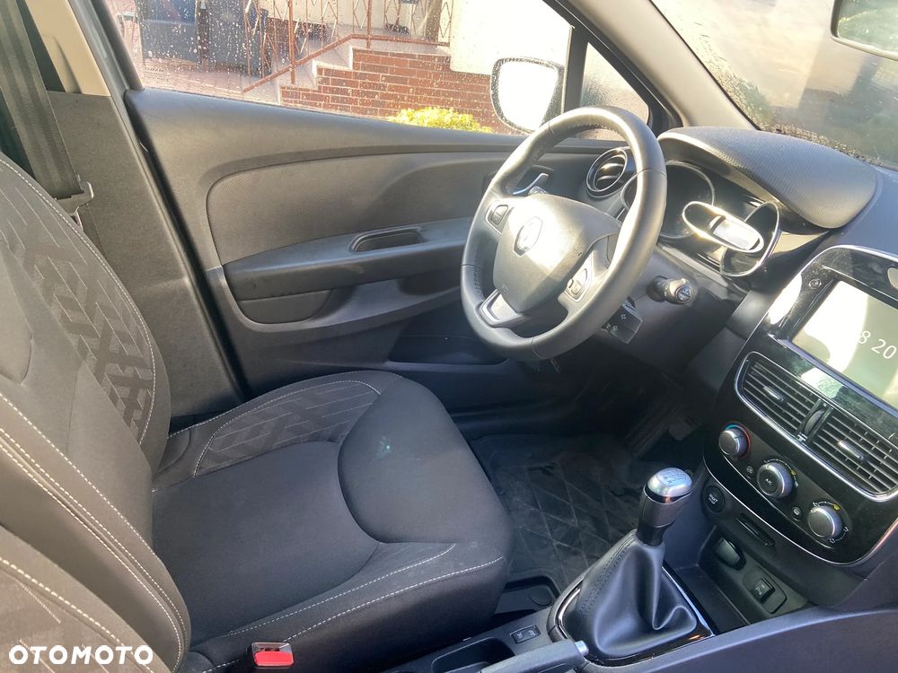 Renault Clio - 5