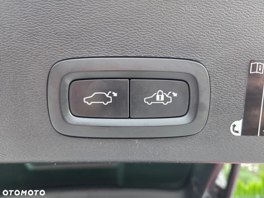 Volvo XC 40 D3 SCR Inscription - 29