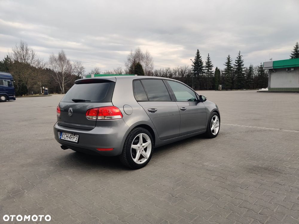 Volkswagen Golf 2.0 TDI DPF Comfortline - 3