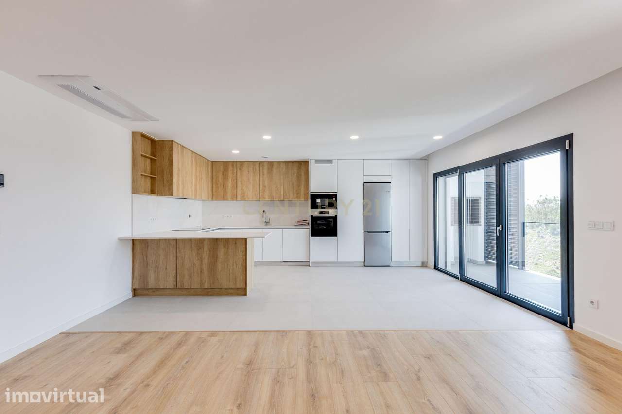 Luxuoso Apartamento T3 duplex em Pombal, Leiria com Vista Privilegiada - Grande imagem: 4/39