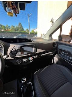 Toyota Yaris 1.0 VVT-i Comfort - 9