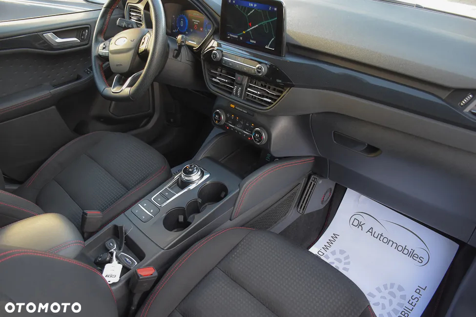 Ford Kuga 2.0 EcoBlue 4x4 ST-LINE X - 24