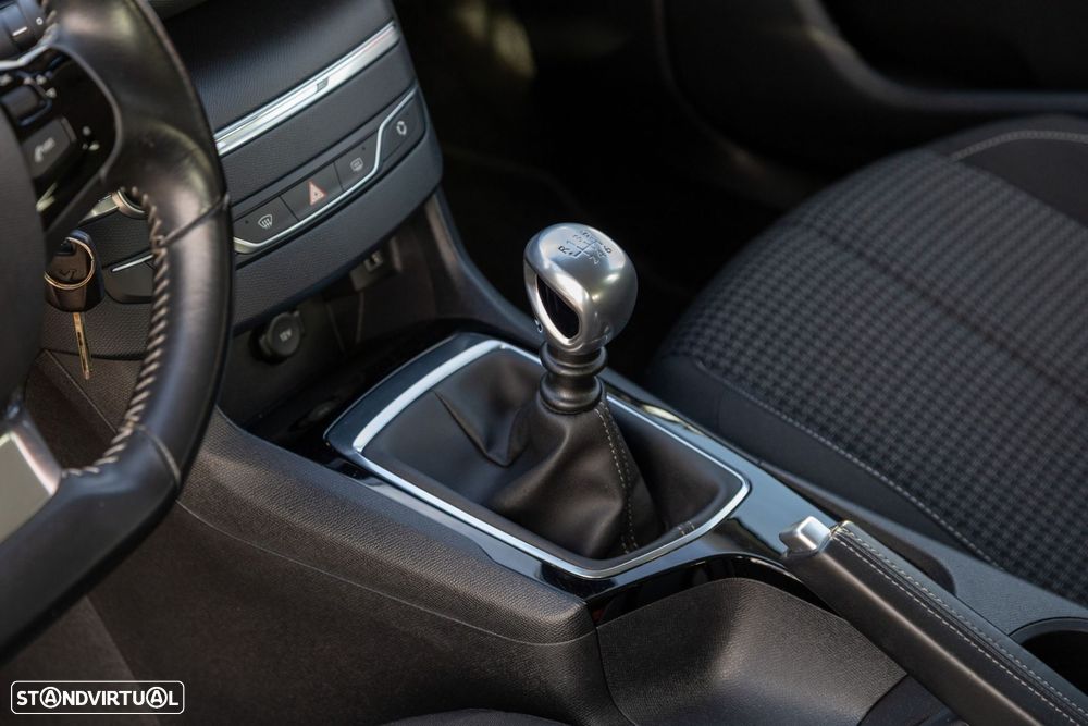 Peugeot 308 1.5 BlueHDi Business Line - 40