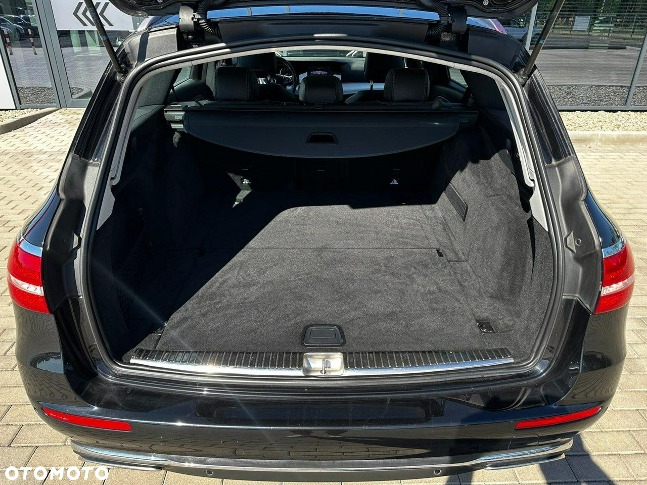 Mercedes-Benz Klasa E 200 T 9G-TRONIC Avantgarde - 30