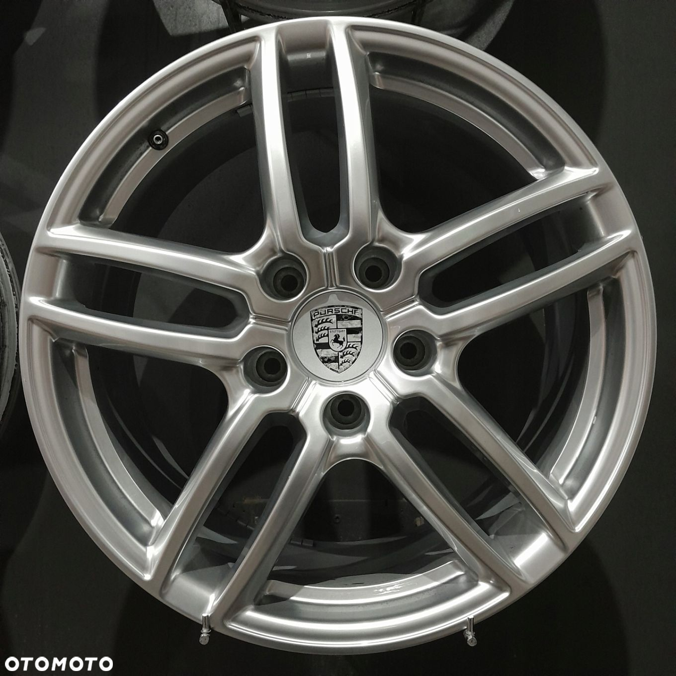 Felgi 19 5x130 Porsche Cayenne 7P OE F504080-1B - 5