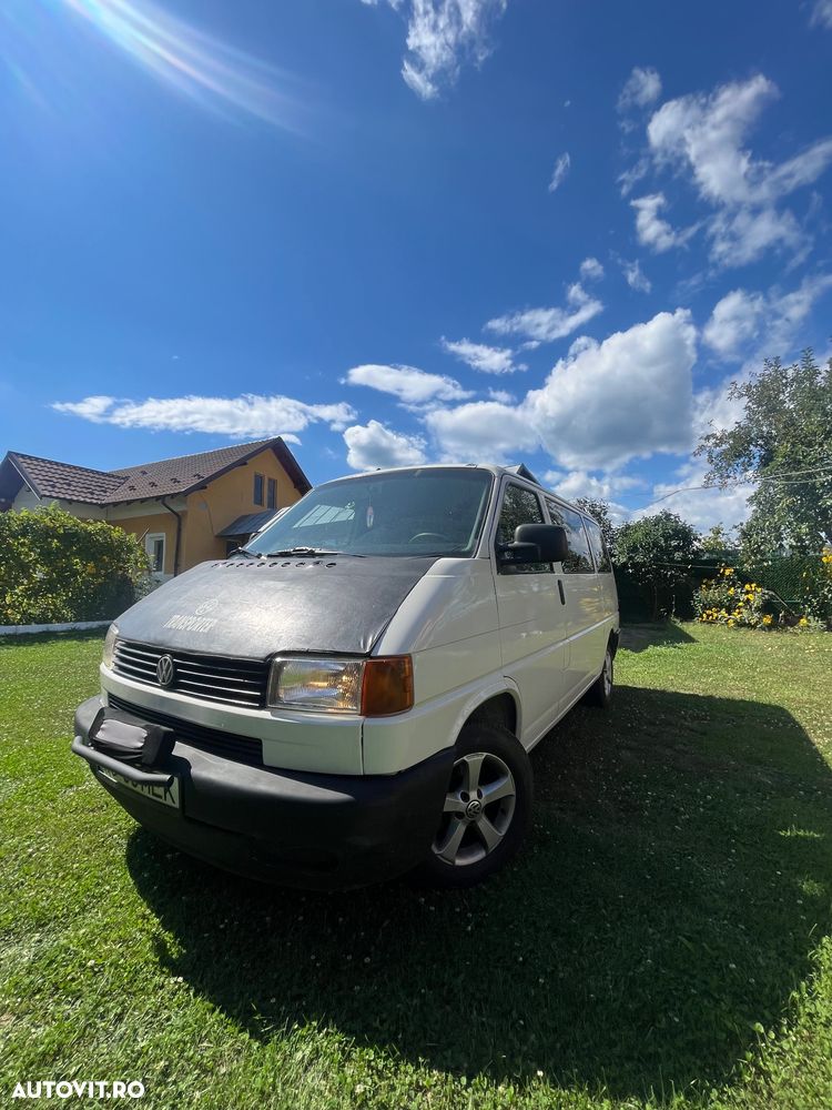 Volkswagen Transporter - 1