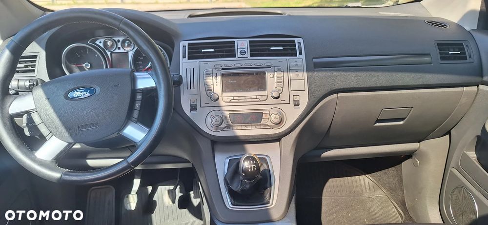 Ford Kuga 2.0 TDCi Titanium - 30