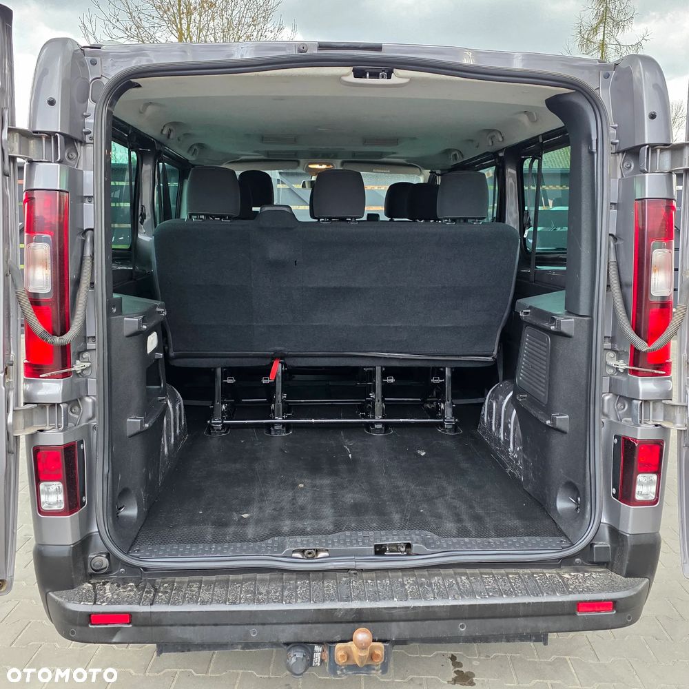 Renault Trafic 2.0 dCi EDC - 6