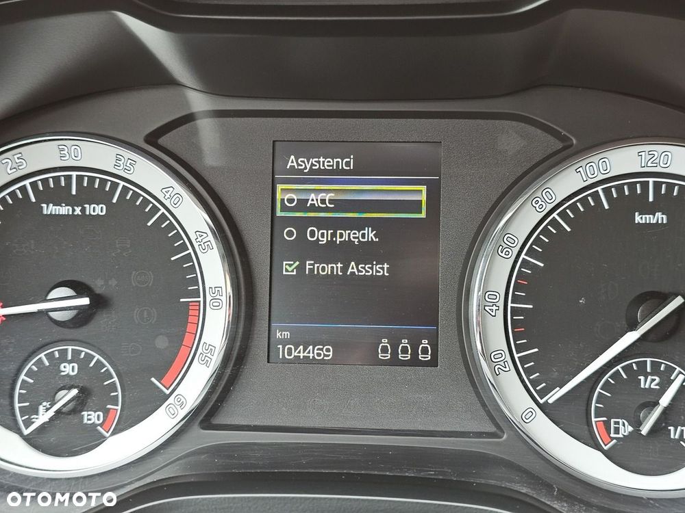 Skoda Karoq 2.0 TDI SCR 4x4 Style DSG - 17