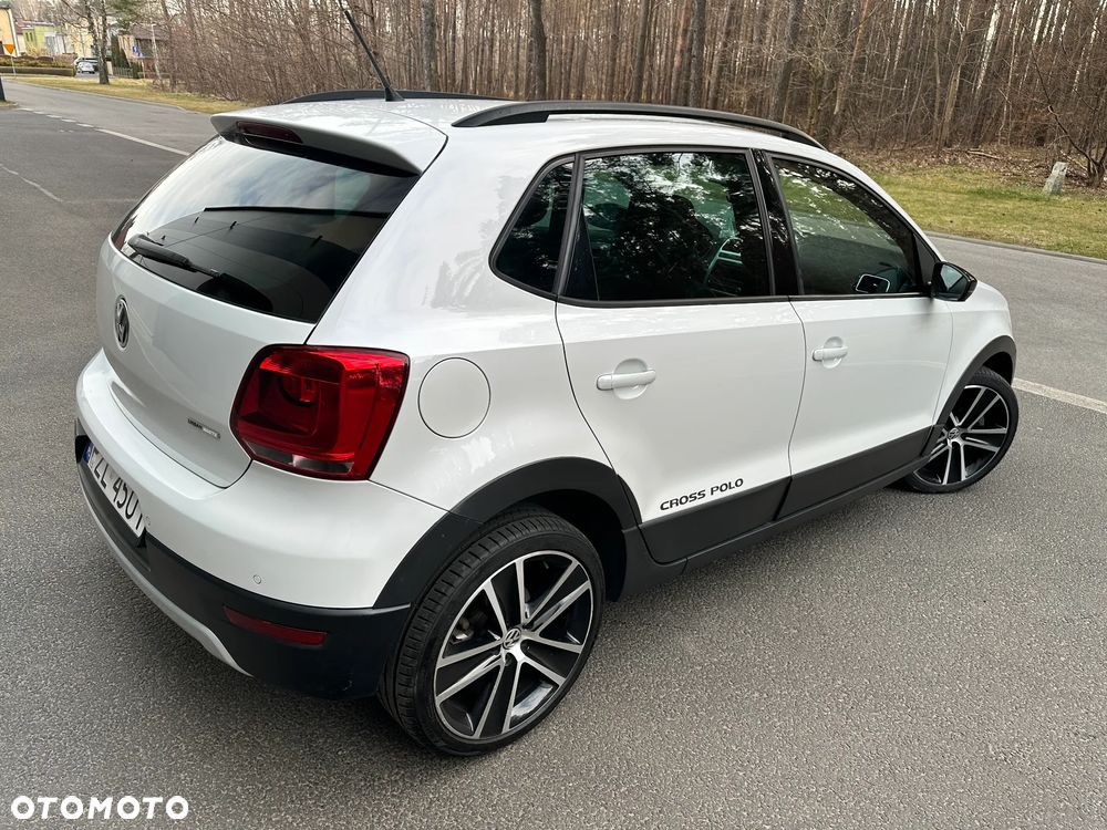 Volkswagen Polo 1.6 TDI Cross Urban White - 14