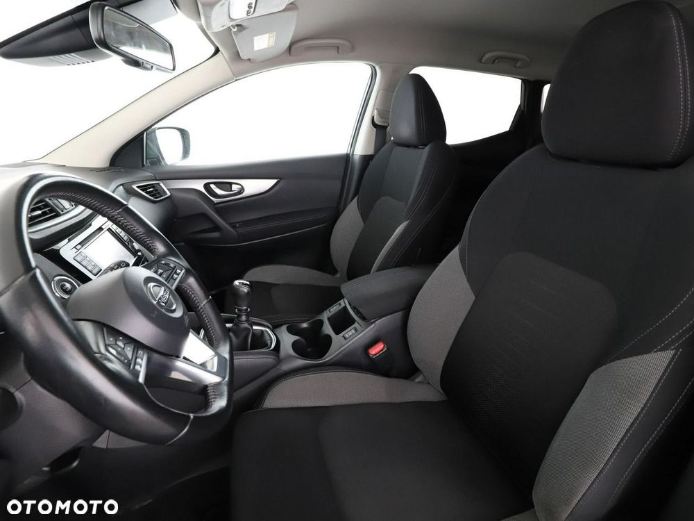 Nissan Qashqai 1.6 DIG-T N-Connecta - 14