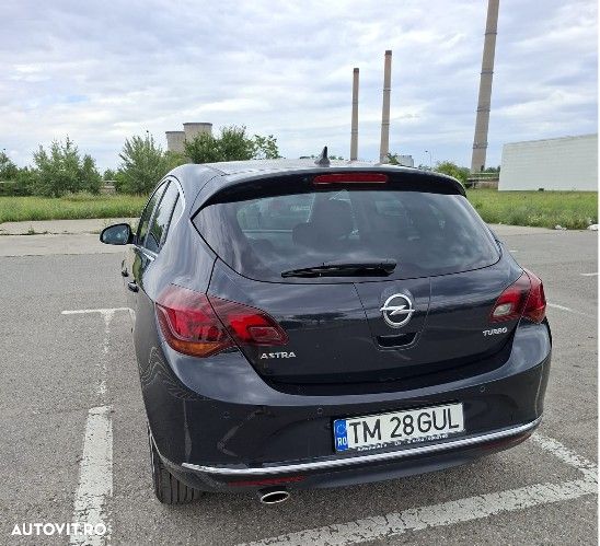 Opel Astra 1.4 Turbo Edition - 2