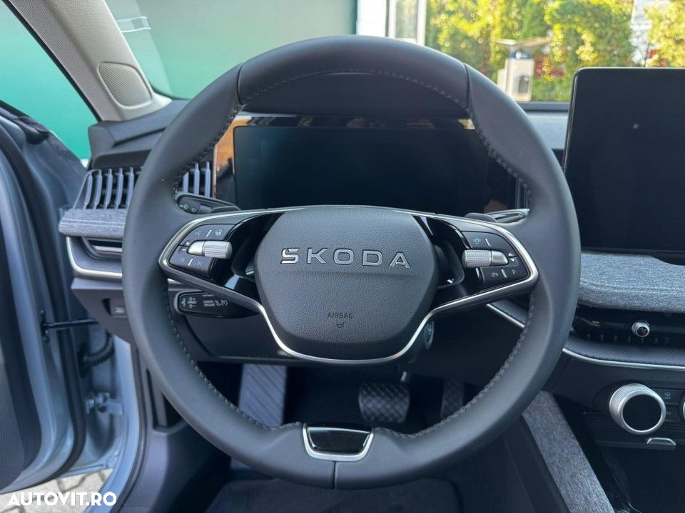 Skoda Superb 2.0 TDI DSG Selection - 17