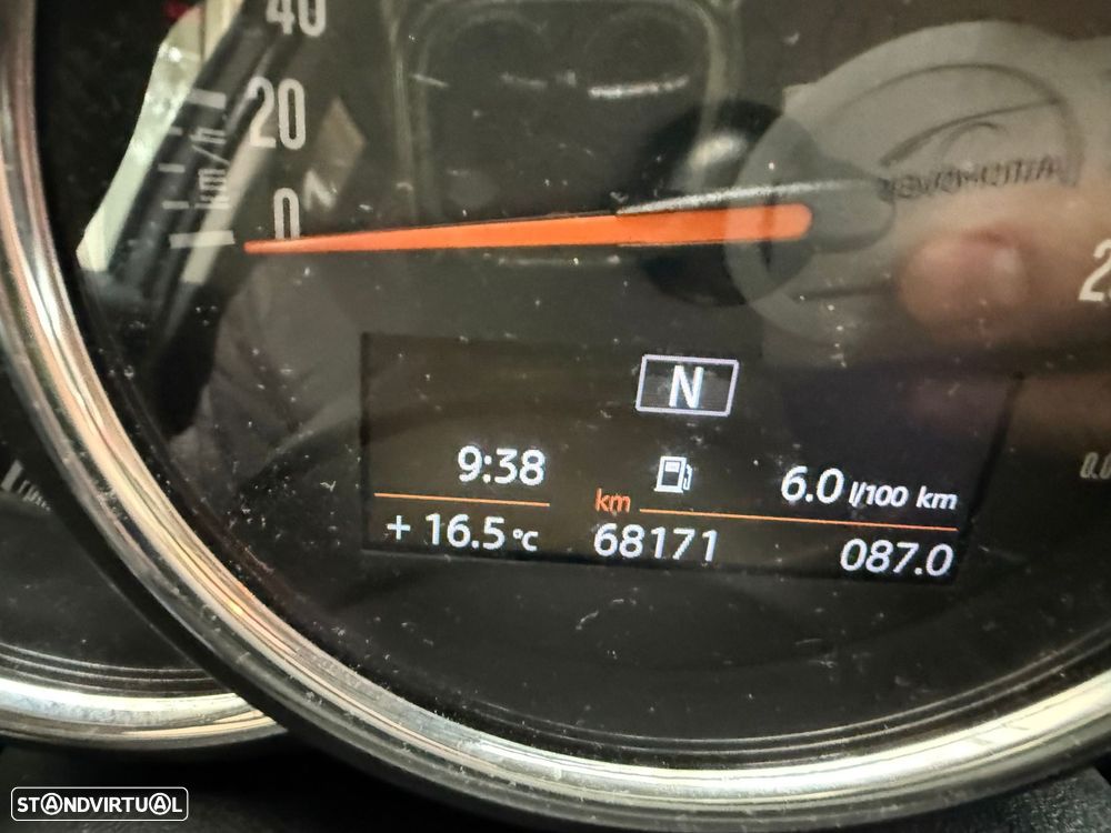 MINI 5 Portas Cooper D - 23