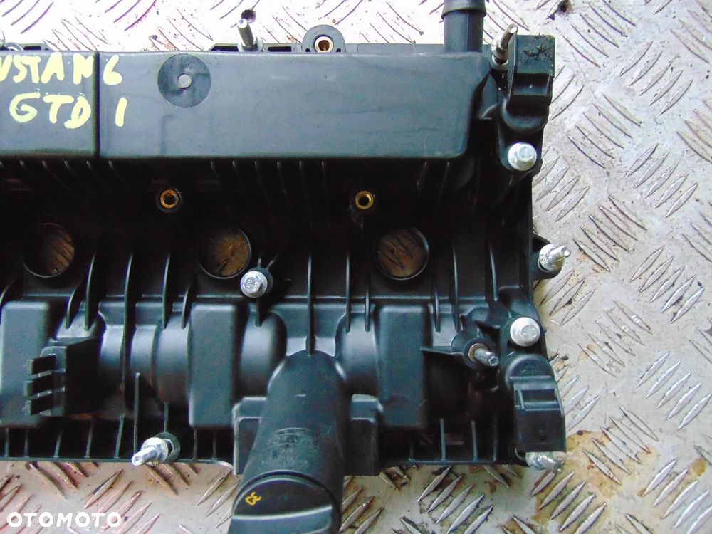 Pokrywa zaworów Ford mustang focus mk3 rs 2,3 Ecoboost - 2