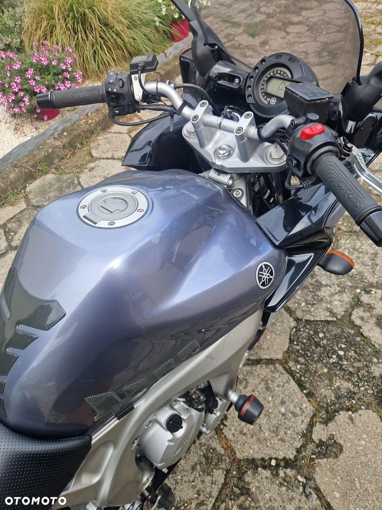 Yamaha FZ6 - 7