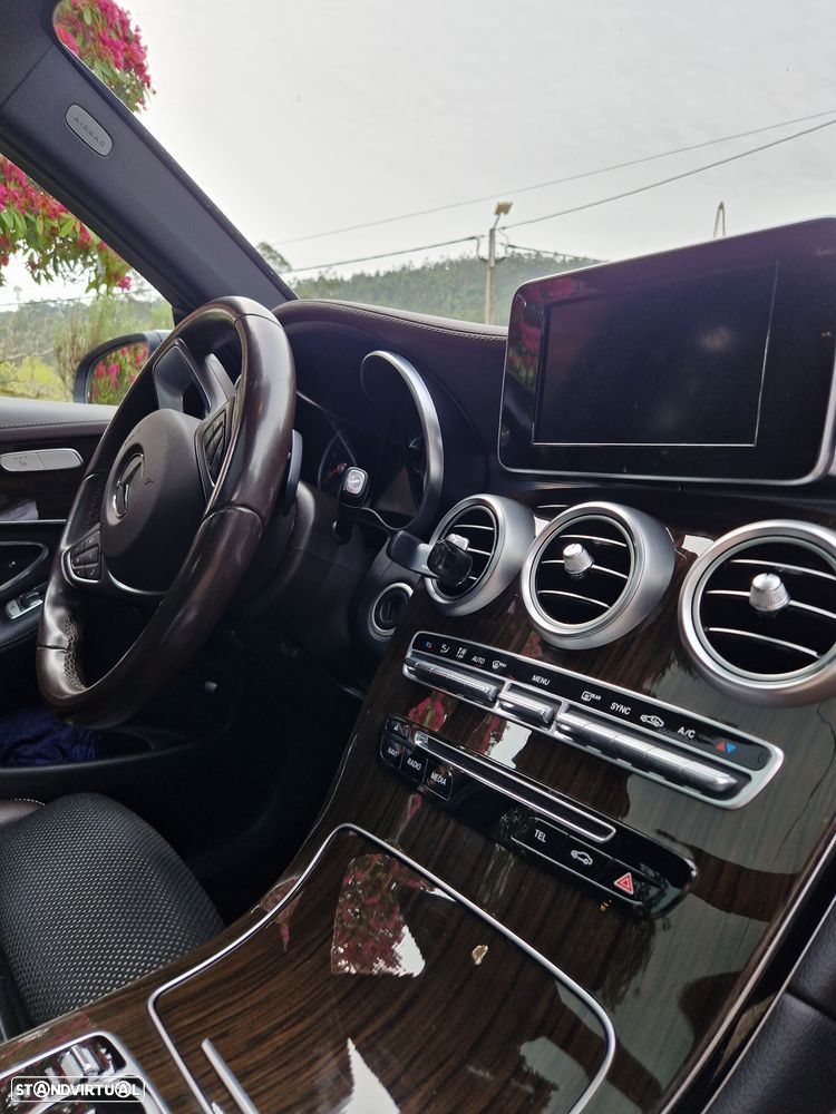 Mercedes-Benz GLC 220 d 4Matic 9G-TRONIC Exclusive - 2