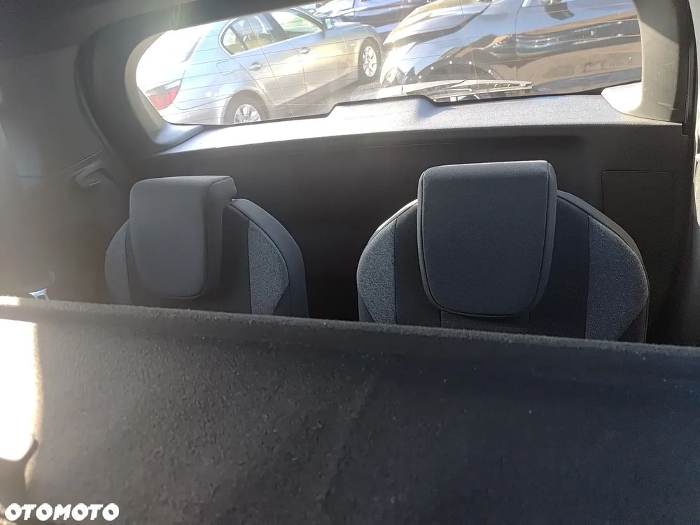 Peugeot 5008 1.2 PureTech Active S&S EAT8 - 15
