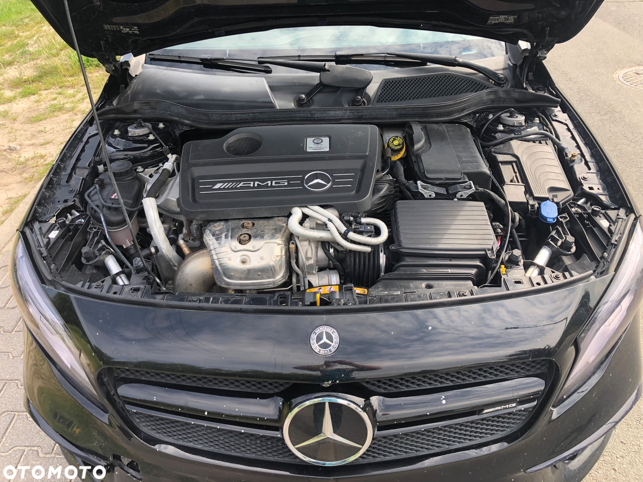 Mercedes-Benz GLA AMG 45 4Matic AMG Speedshift 7G-DCT - 36