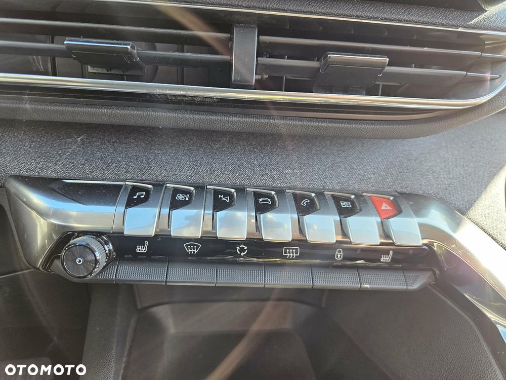 Peugeot 5008 BlueHDi 130 EAT8 Allure Pack - 11