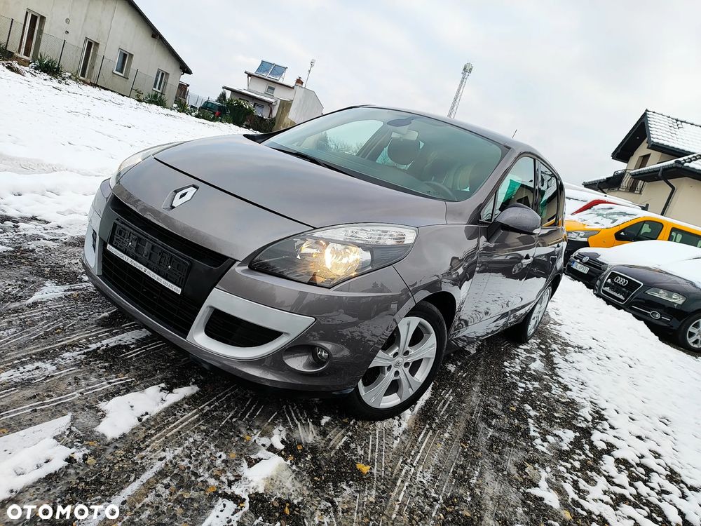 Renault Clio 1.2 16V Campus - 12