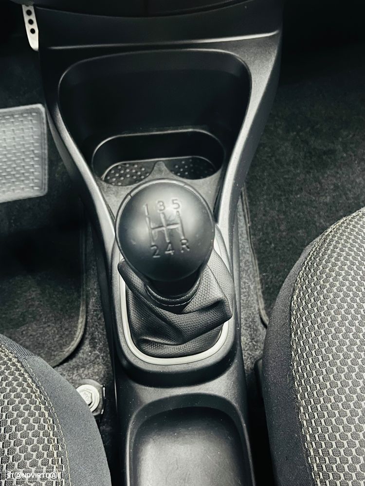 Nissan Micra 1.6 160SR - 44