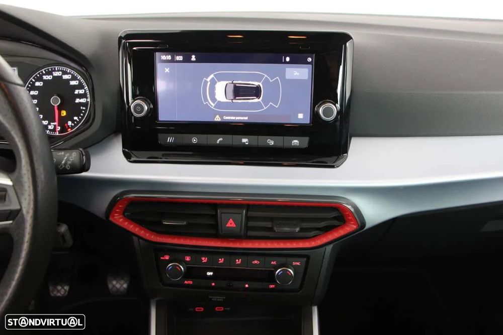 SEAT Arona 1.0 TSI FR - 4