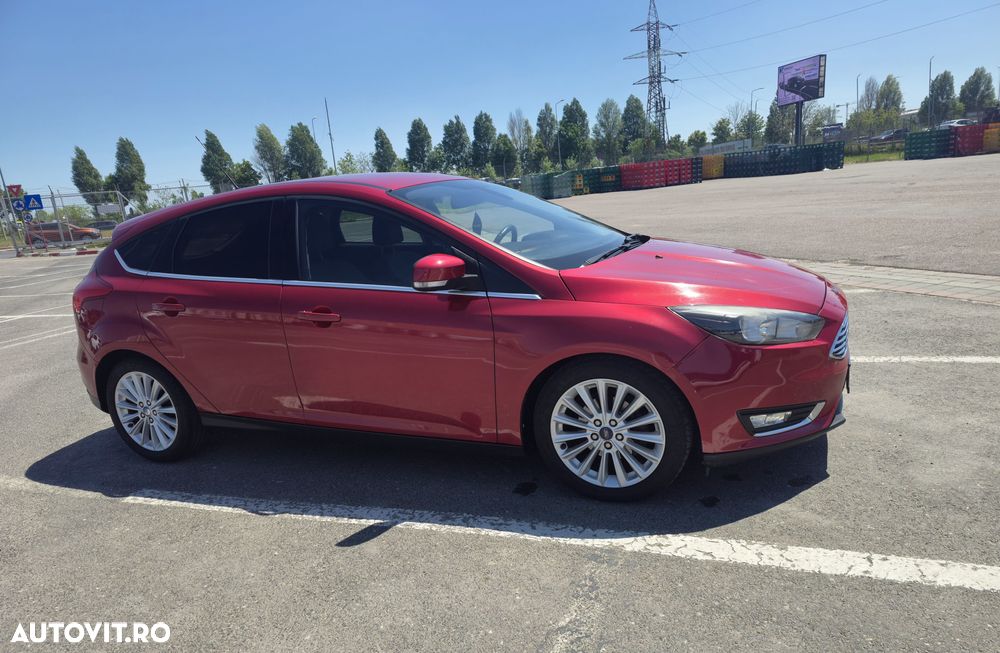 Ford Focus 1.5 EcoBoost Titanium - 2