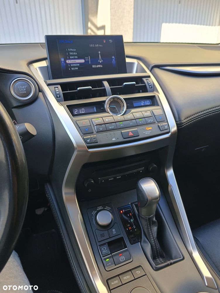 Lexus NX 200t Comfort AWD - 16