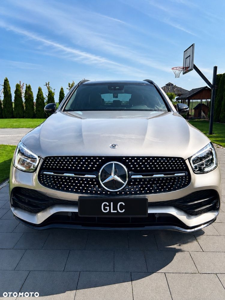 Mercedes-Benz GLC 200 d 4-Matic Business Edition - 1