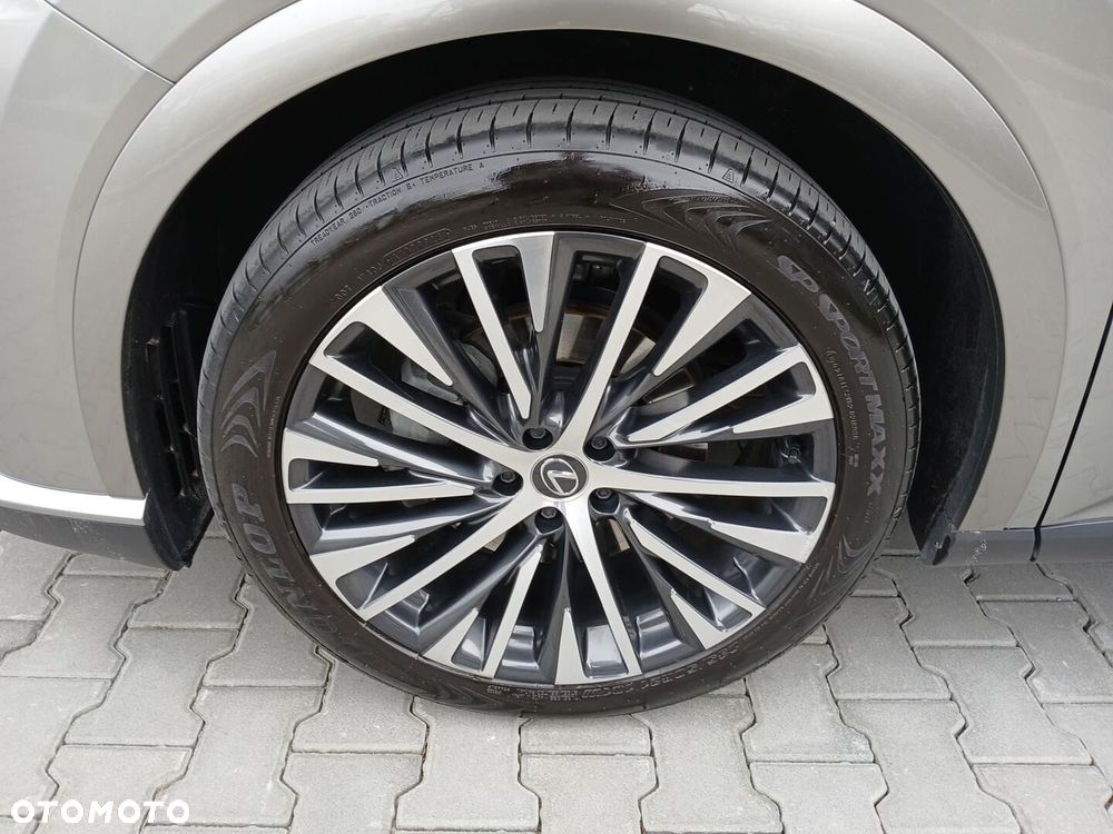 Lexus RX 450h+ Prestige - 29
