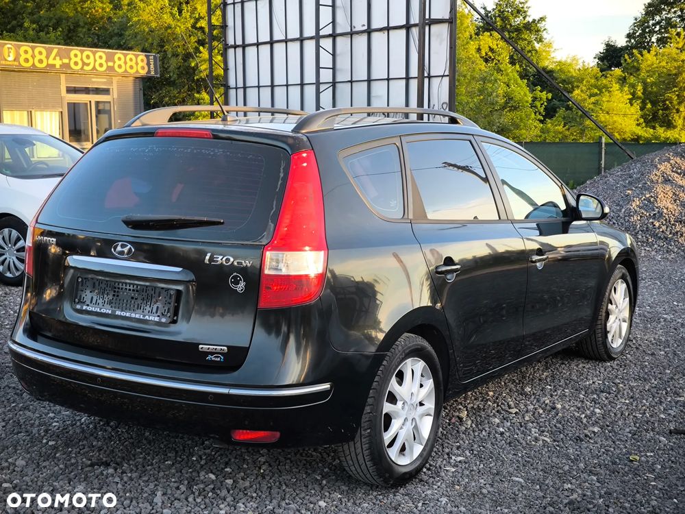 Hyundai i30 1.6 CRDi Premium - 4
