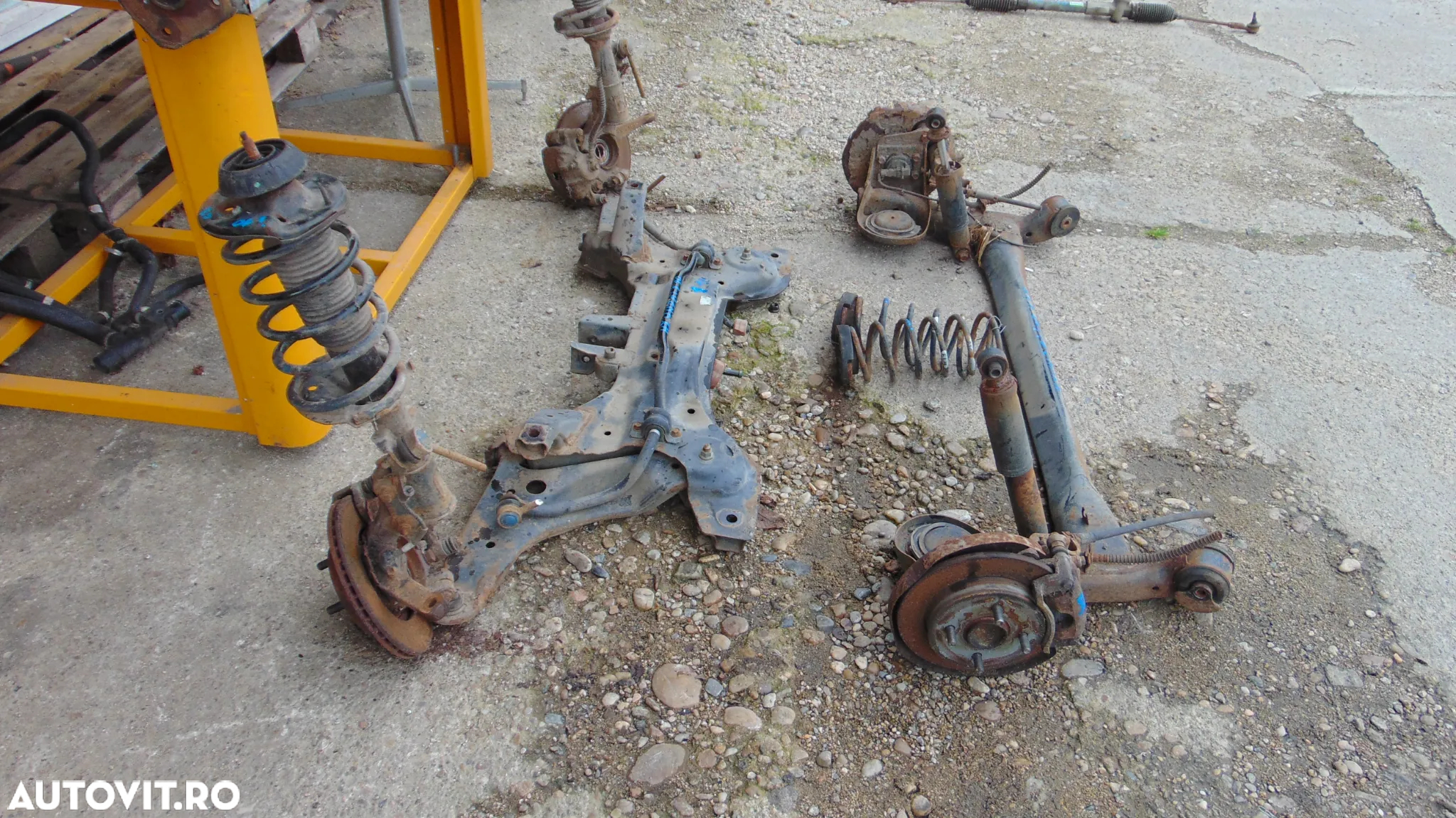 Punte spate,jug fata,fuzete,telescoape cu arcuri fata Hyundai i10,1.1 benzina, An 2007-2010 - 7