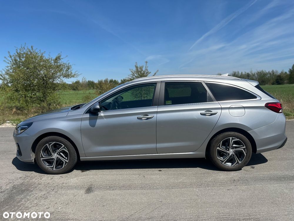 Hyundai i30 1.6 D Comfort DCT - 13