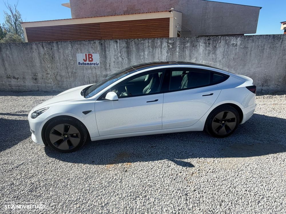 Tesla Model 3 2023 photo 5