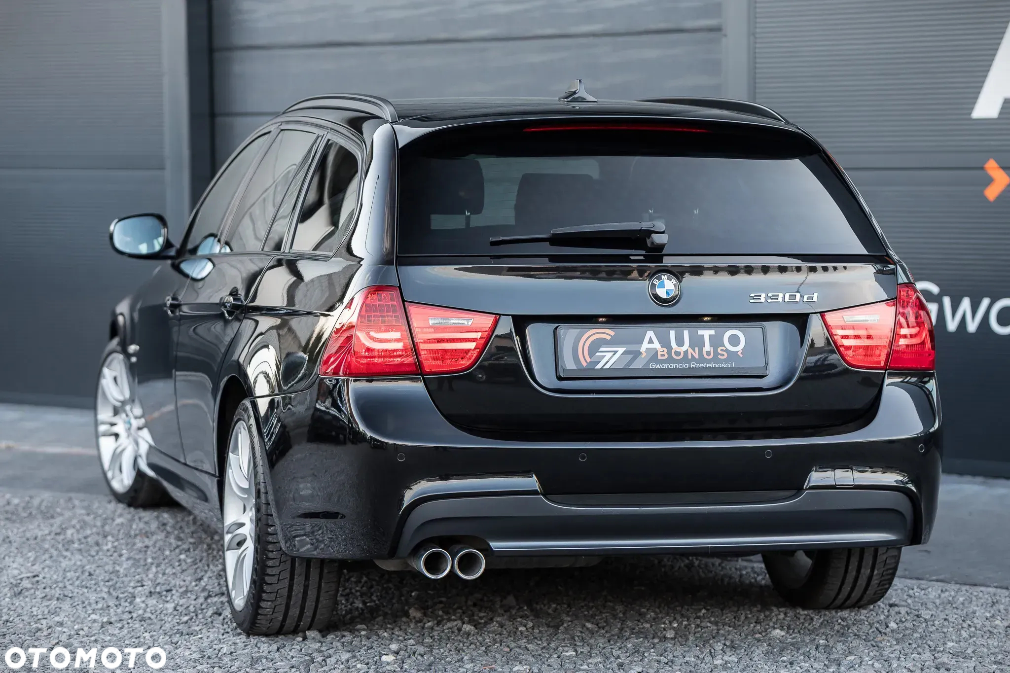 BMW Seria 3 330d xDrive DPF Touring Edition Sport - 10