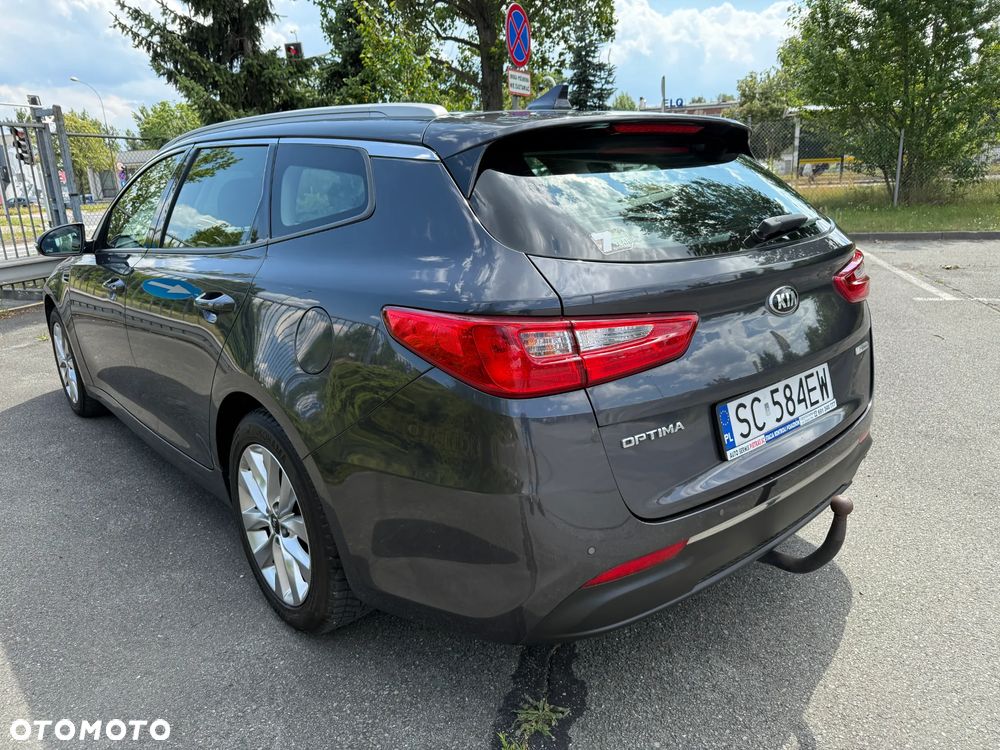 Kia Optima - 12
